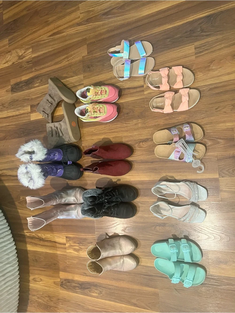 Size 3 girls shoe bundle